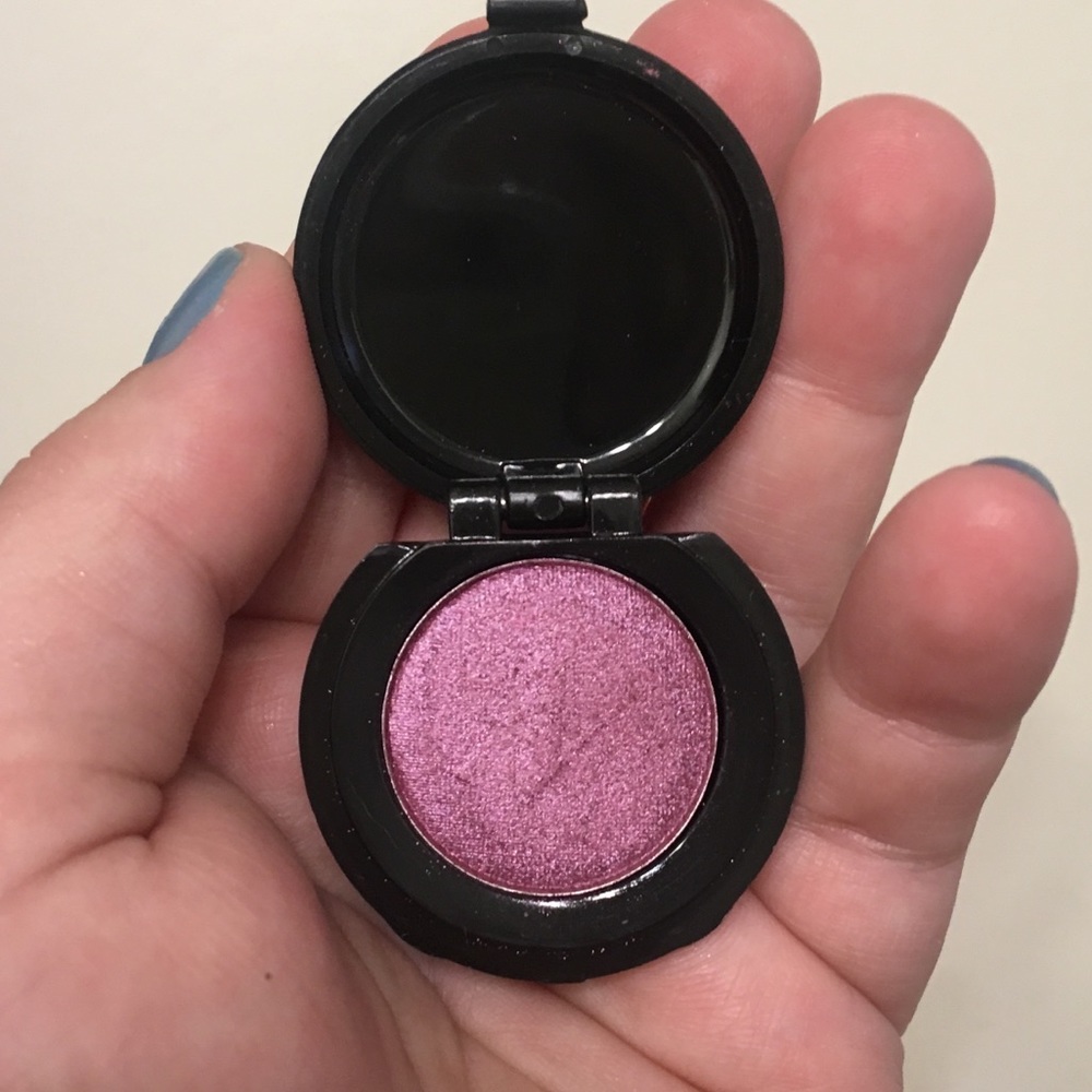 FREE WITH PURCHAS! - Nomad Eyeshadow in